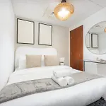 Prime 2Br Near Marina Mall & Tram