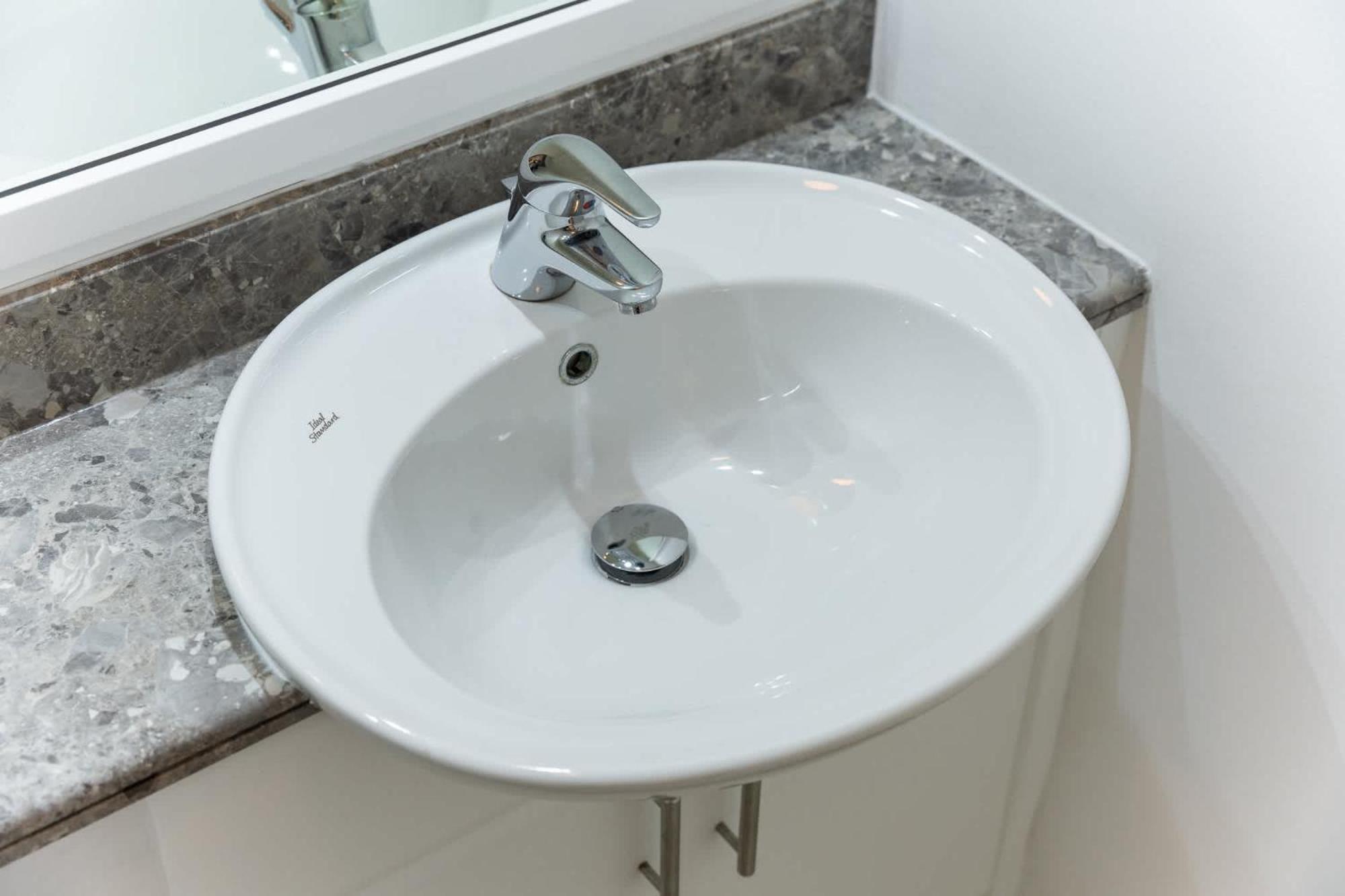 Prime 2br Near Marina Mall & Tram Apartment Dubai