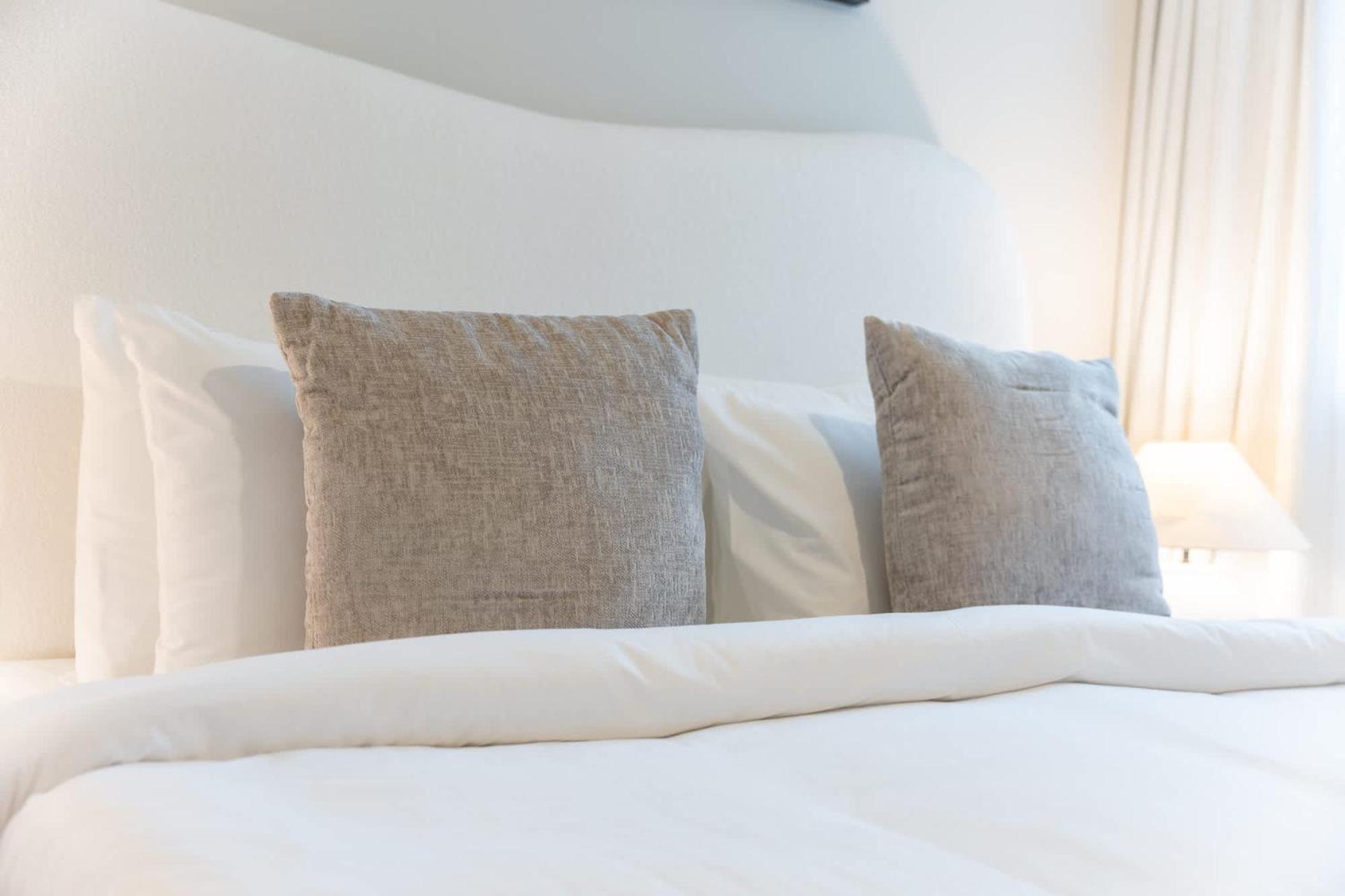 Prime 2br Near Marina Mall & Tram Apartment Dubai
