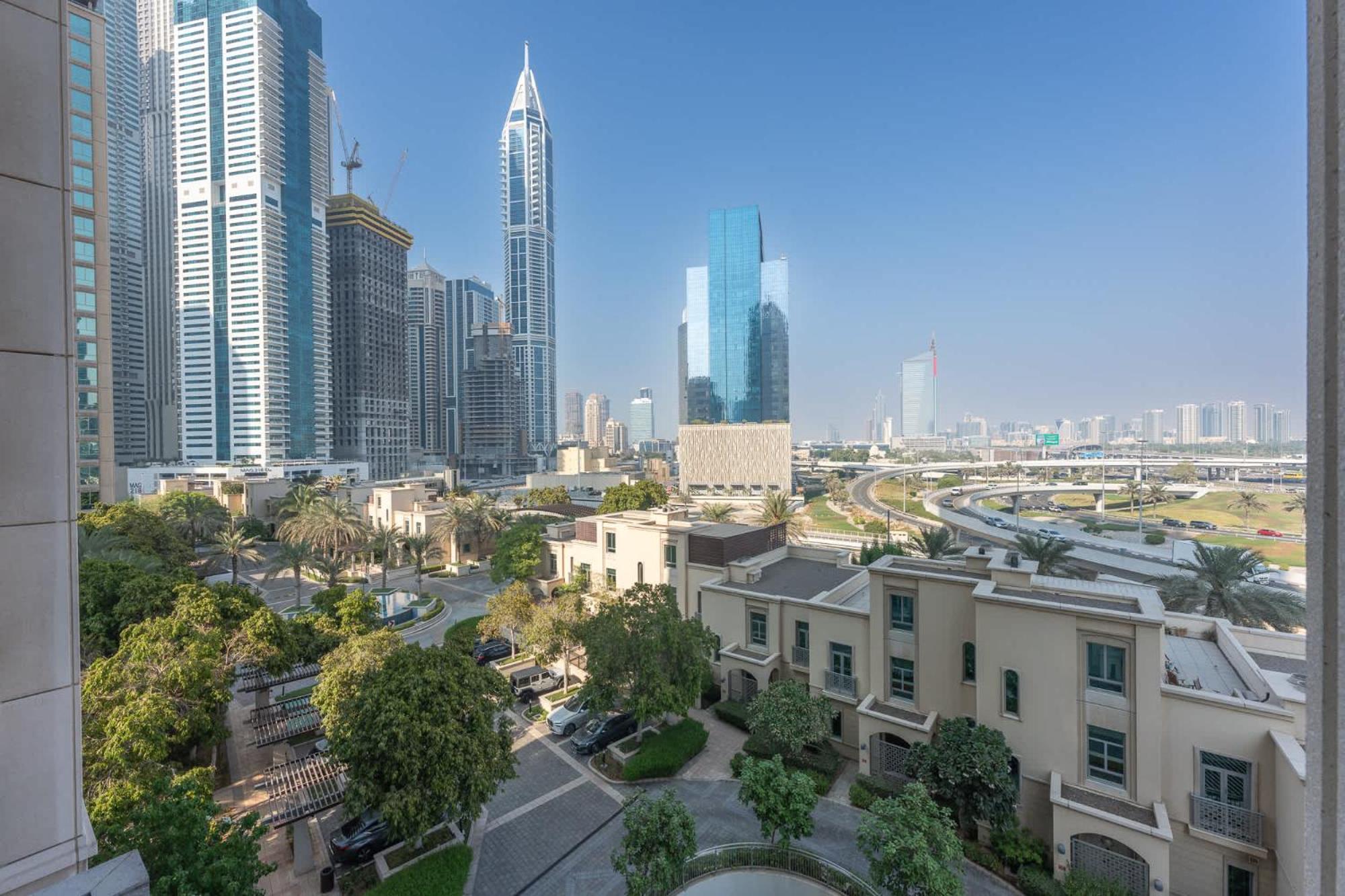 Prime 2br Near Marina Mall & Tram Dubai